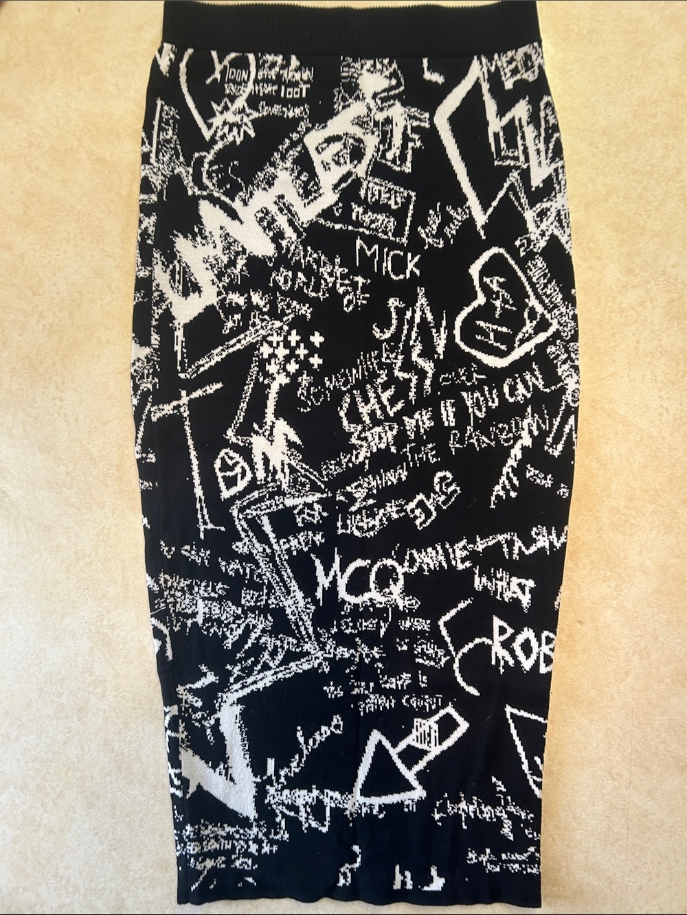 Alexander McQueen MCQ Black and White Reversible Graffiti Pencil Skirt